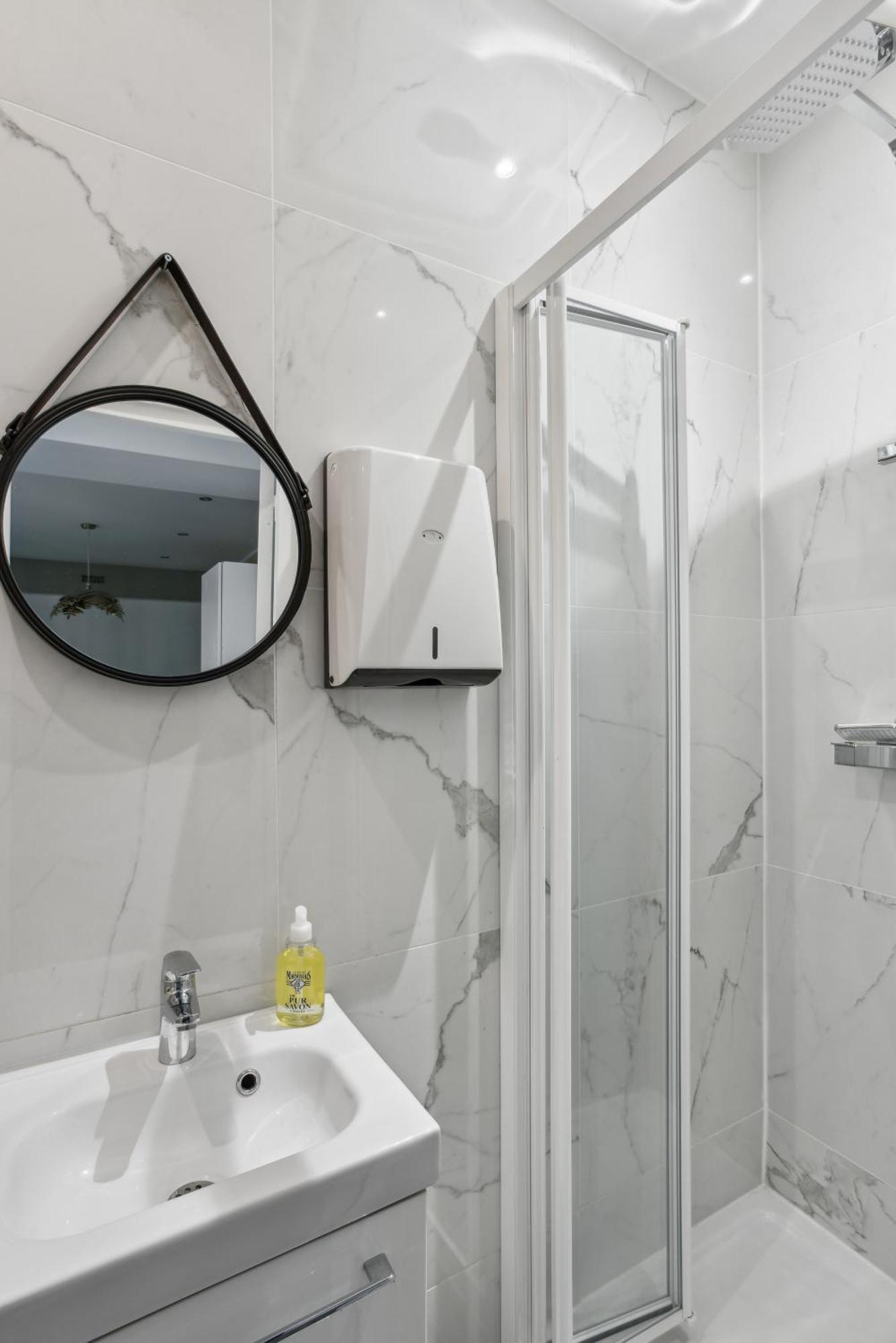 Beau 3 Pieces Rue Poissonniere Apartman Párizs Kültér fotó